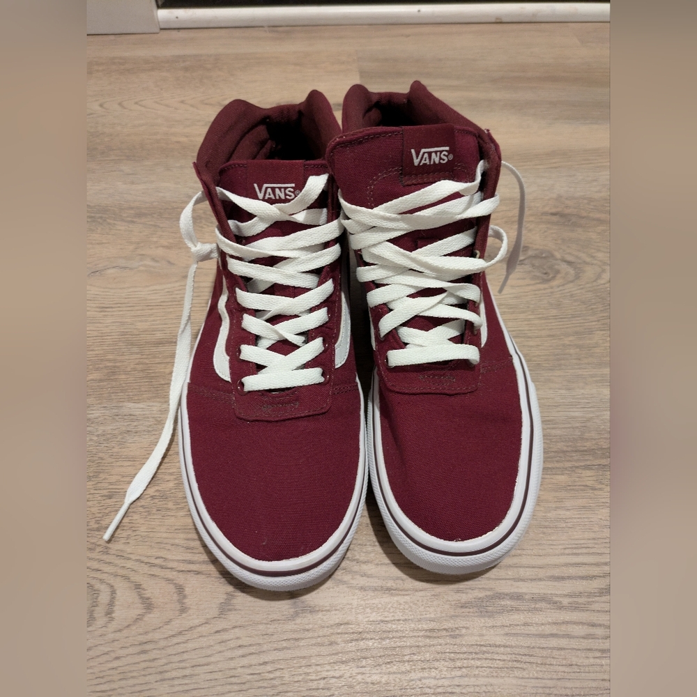 NWOT Vans Sk8 High Top Canvas Burgundy Shoe Size 8.5